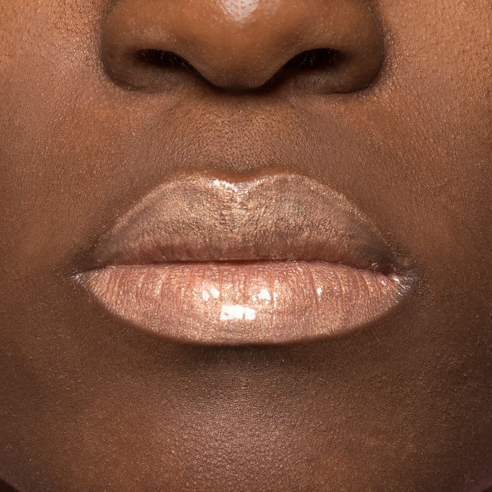 Glossy-lips-073.jpg