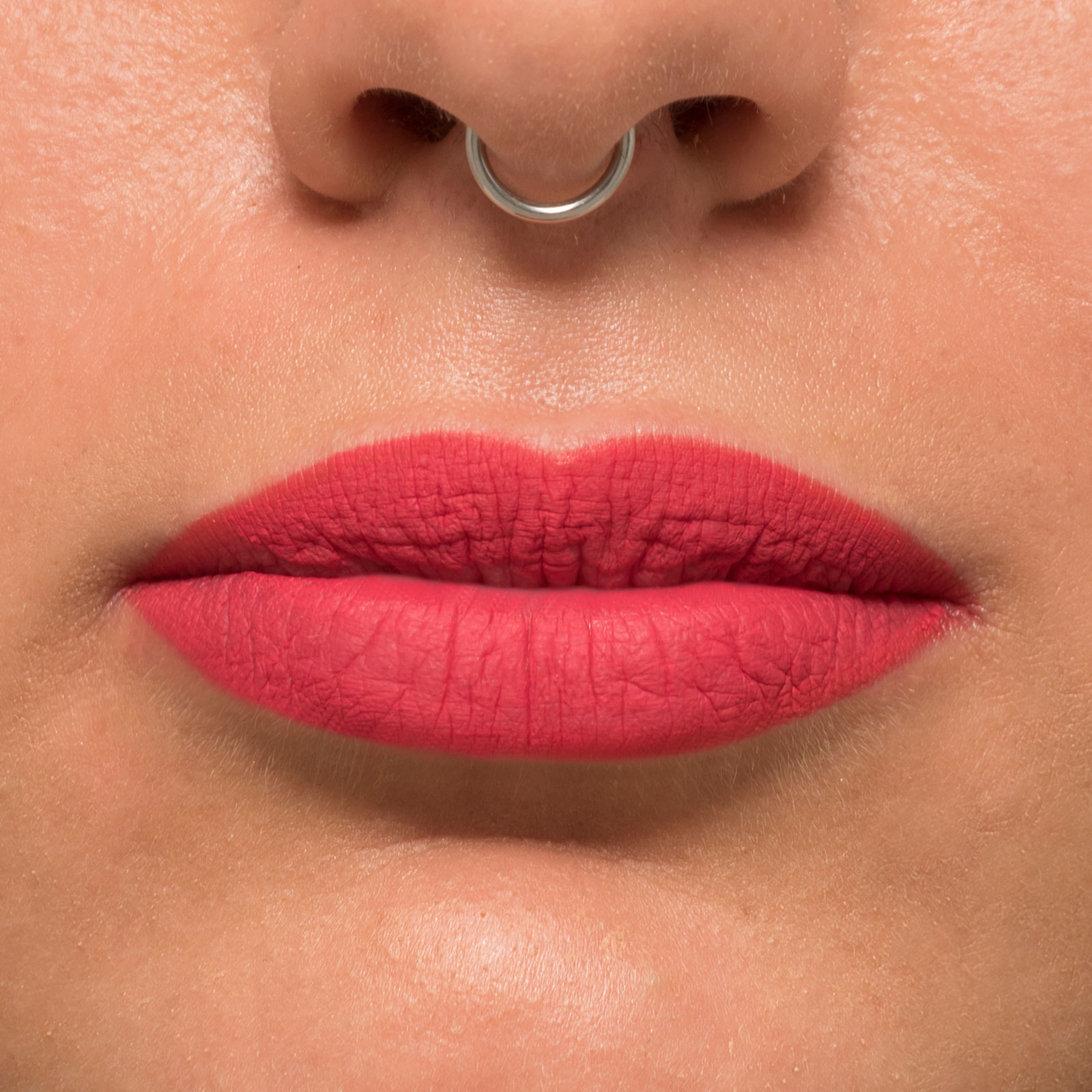 El lipstick--43 -ruby-red.jpg