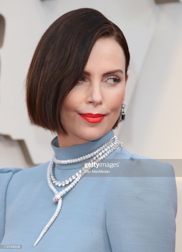 HOLLYWOOD, CA - Fevereiro 24: Charlize Theron attends the 91st Annual Academy Awards at Hollywood and Highland on Fevereiro 24, 2019 in Hollywood, California. (Photo by Dan MacMedan/Getty Images)