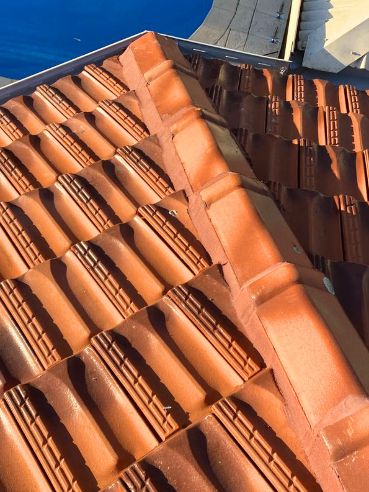 Tiled Roof Pointing 