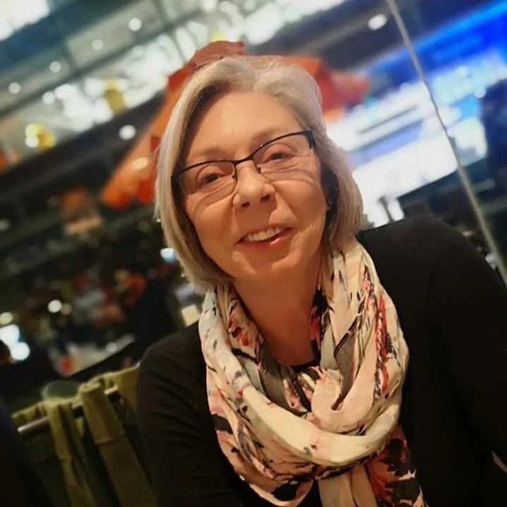 Carole Dougans.jpg