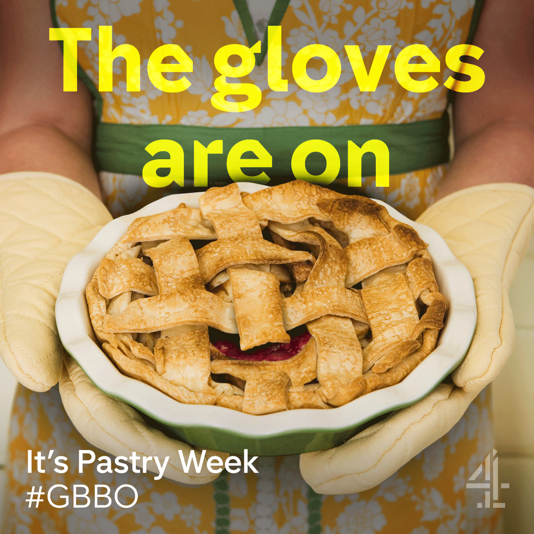 001_GLOVES_BAKE_OFF.gif