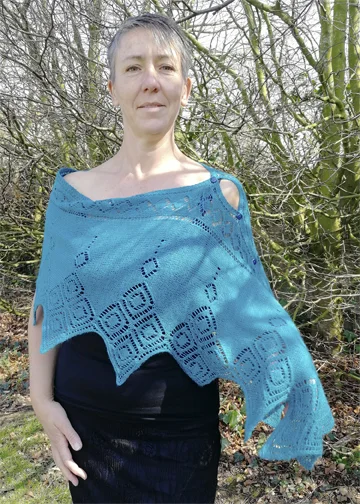diamond edge shawl 6.jpg