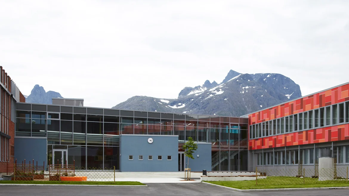 Åndalsnes ungdomsskole