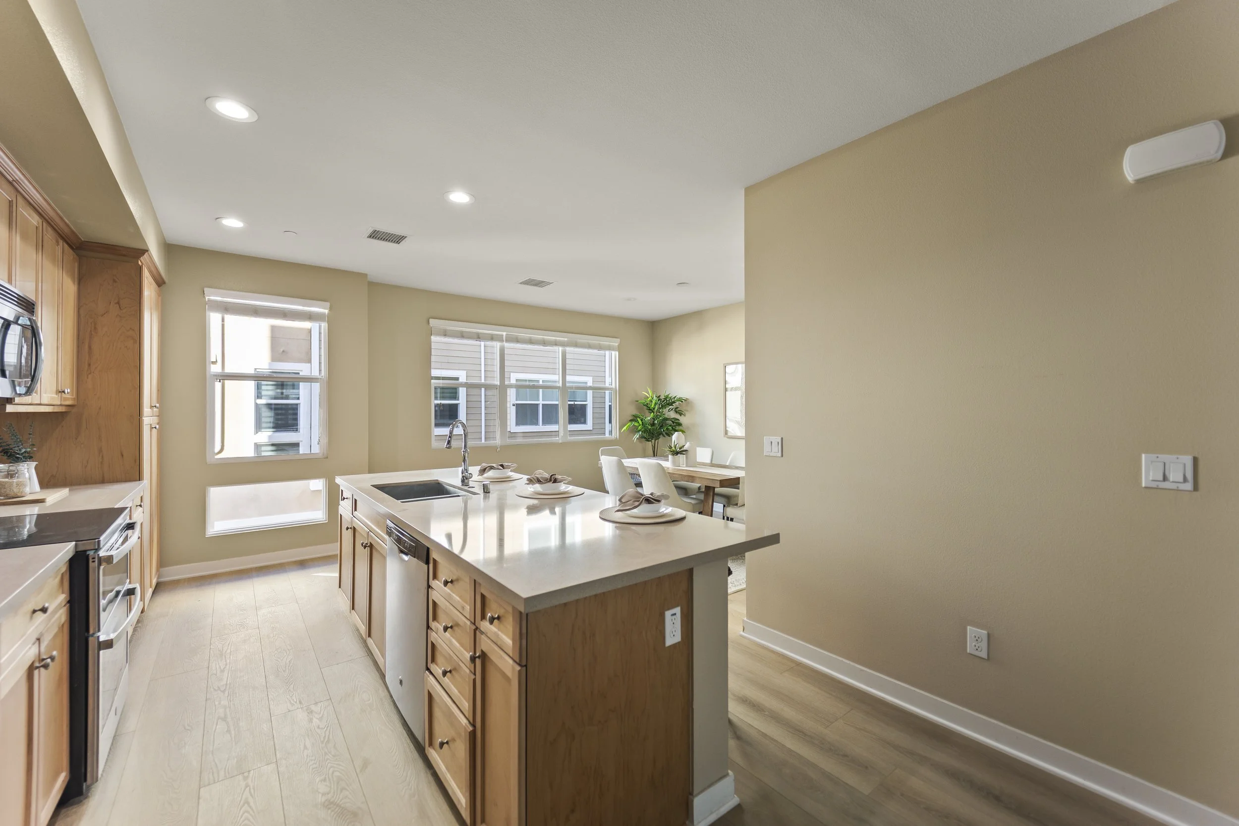 buena-park-parker-collection-kitchen-island.JPG