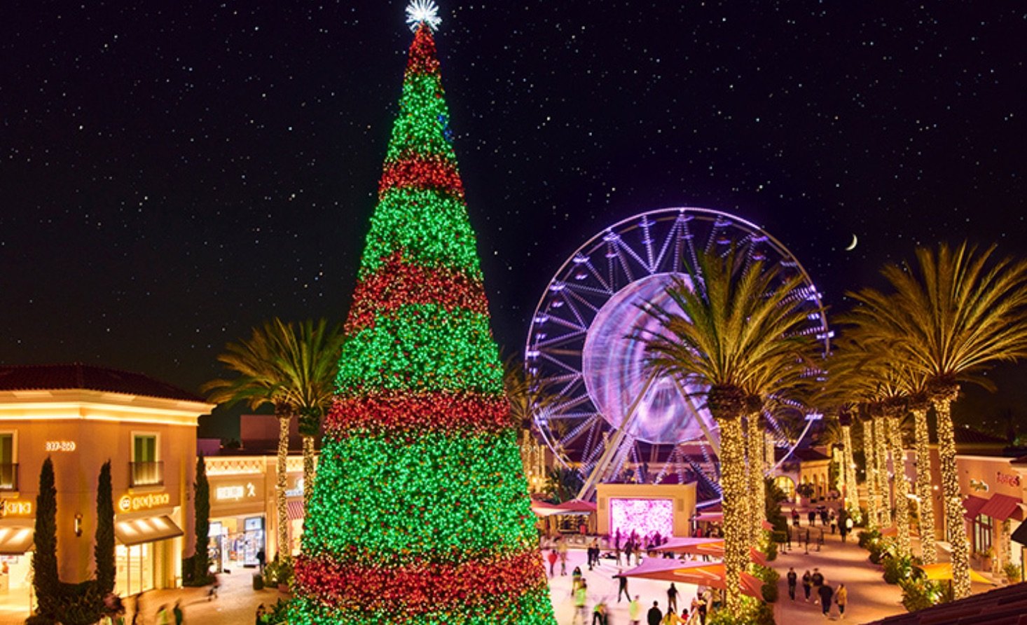 Christmas Tree at Irvine Spectrum