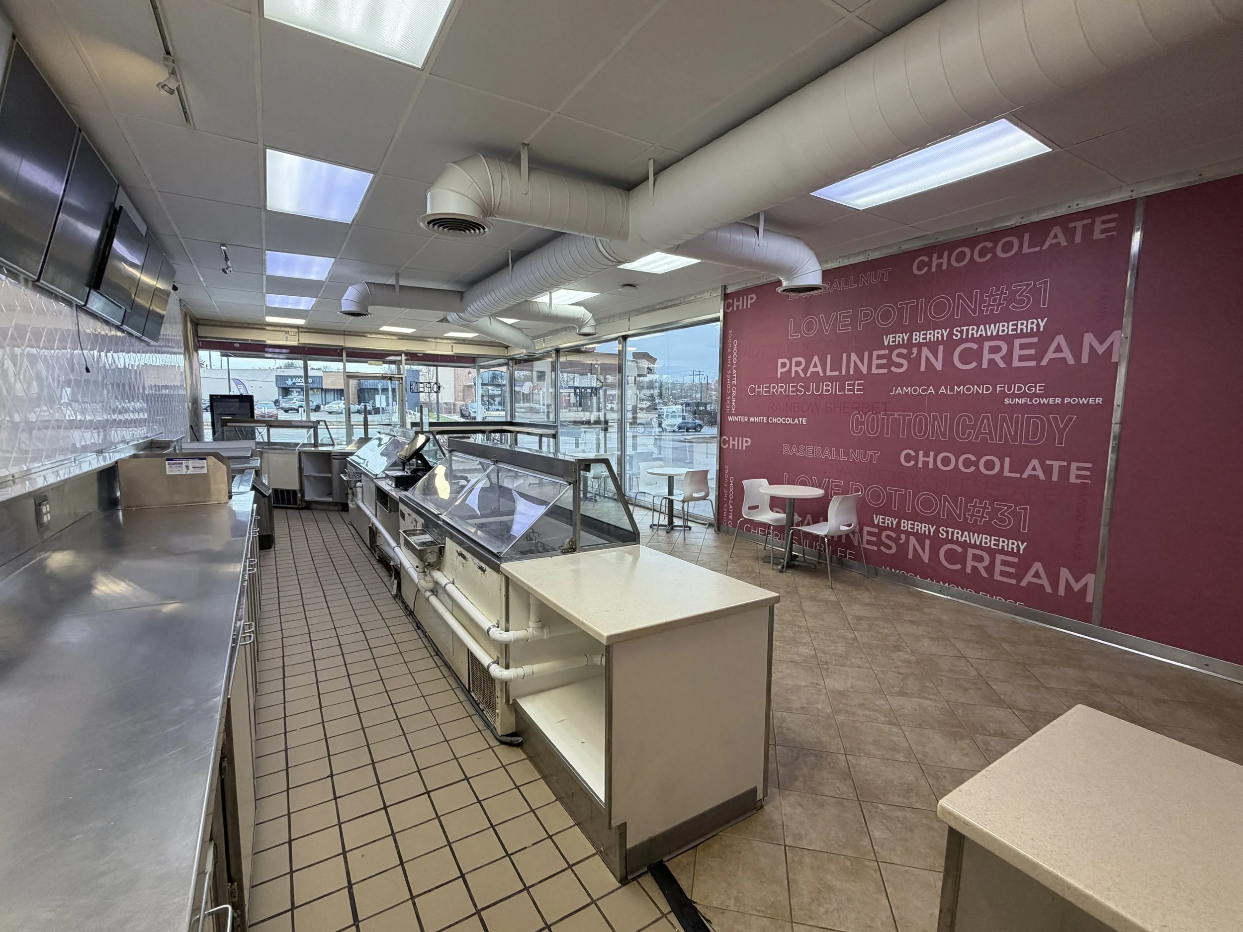 1952 W Stadium Blvd AA 010826 (11).JPG