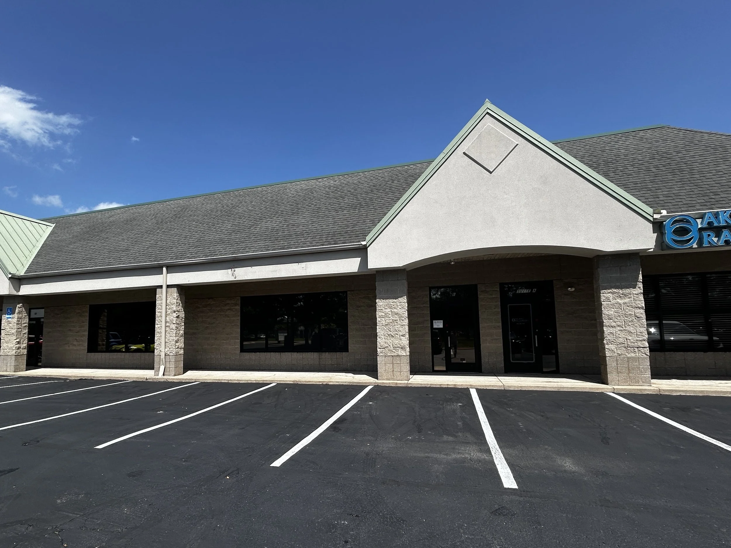 22180 Pontiac Trail, South Lyon