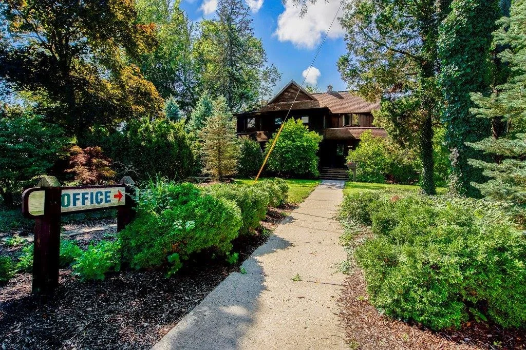 1241 S Maple Rd — Colliers Ann Arbor
