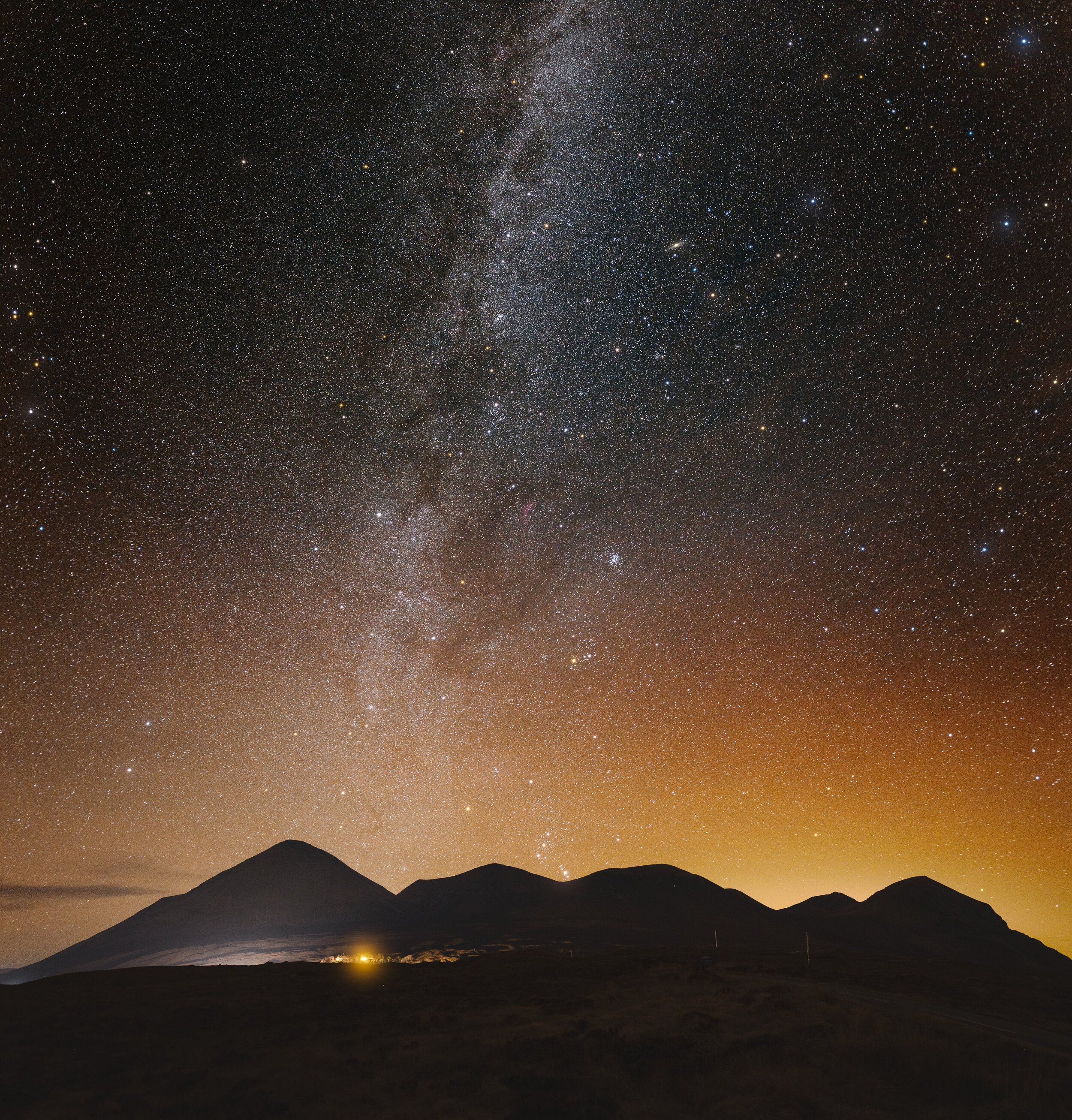 Skye_Scotland_Milky_Way.jpg