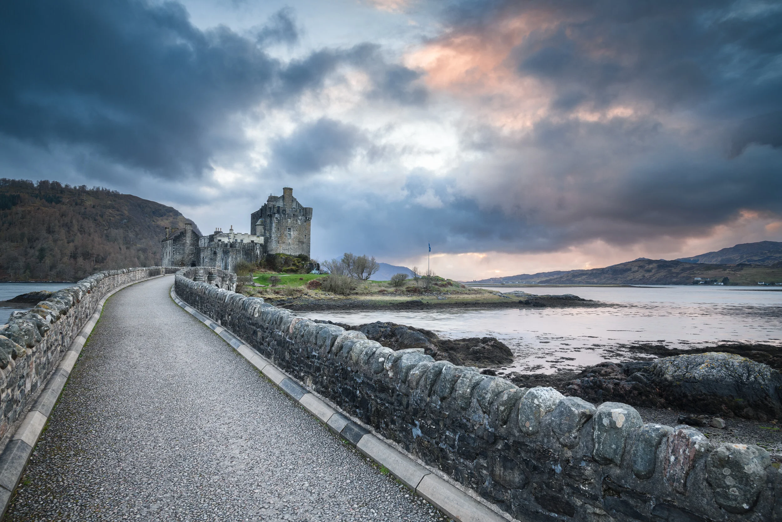 Eilean_Donan_Castle_Scotland.JPG