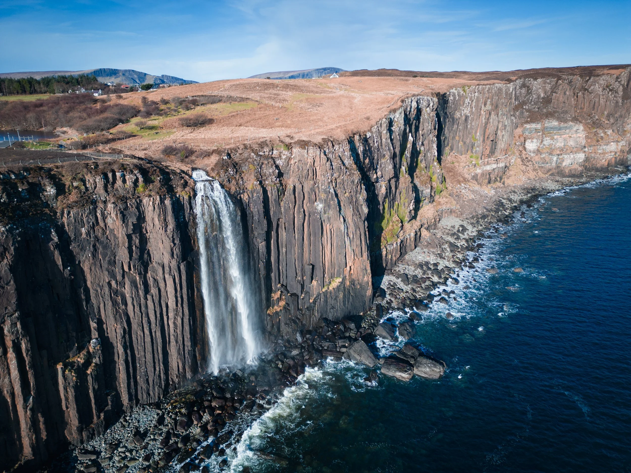 Mealt_Falls_Isle_of_Skye.JPG