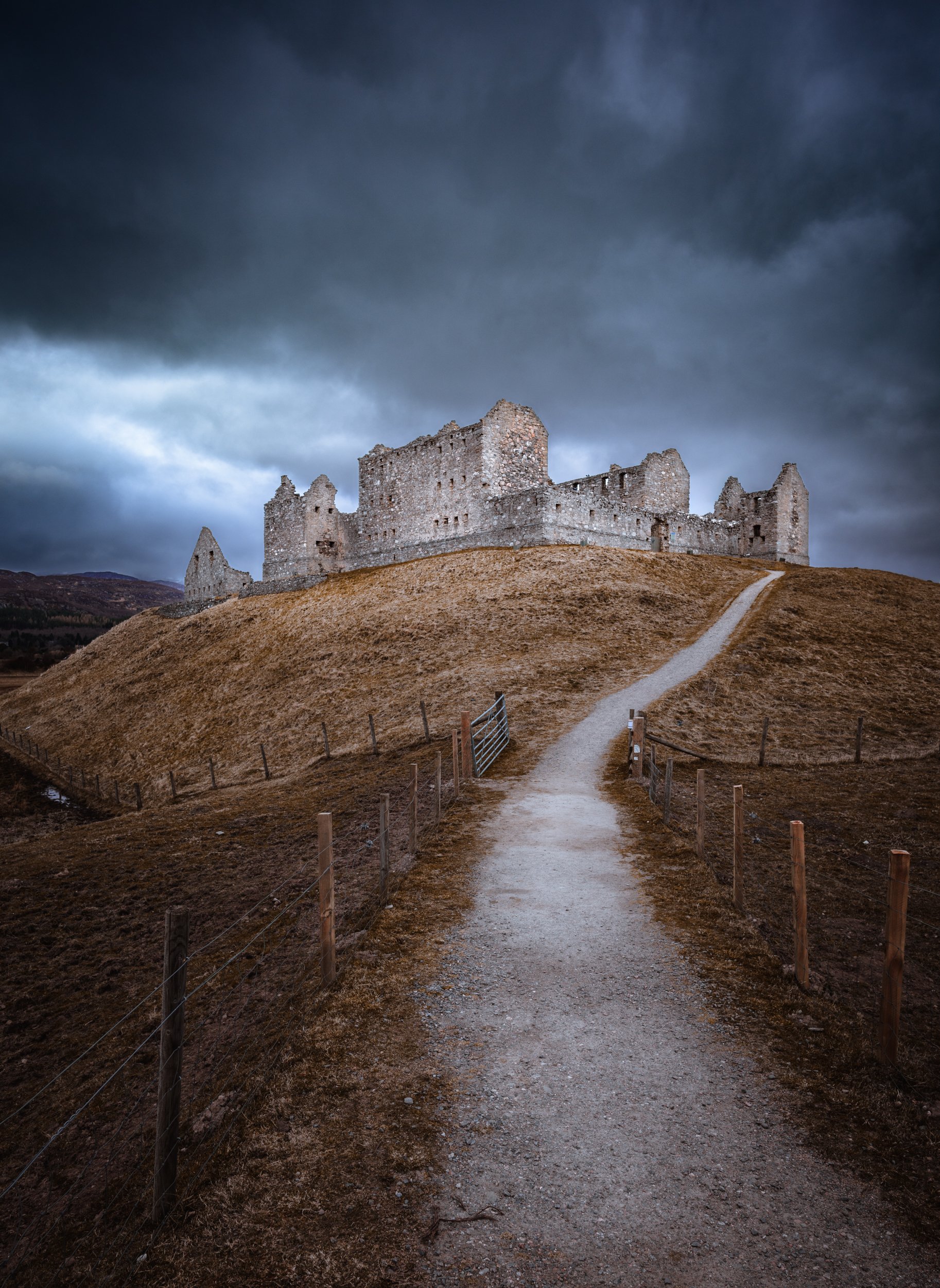 Ruthven_Barracks_Highland_web.JPG