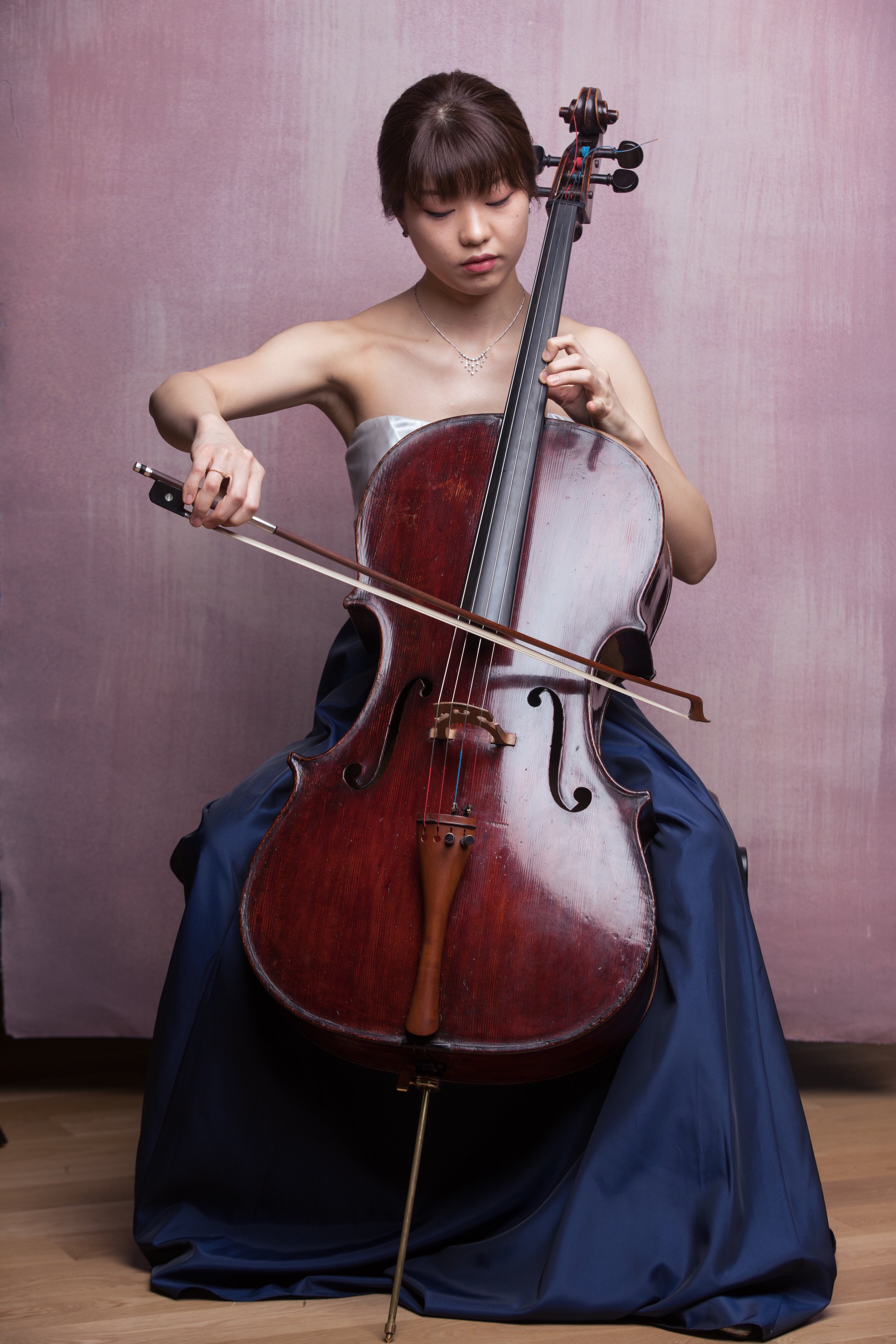 Joy Yanai, cello