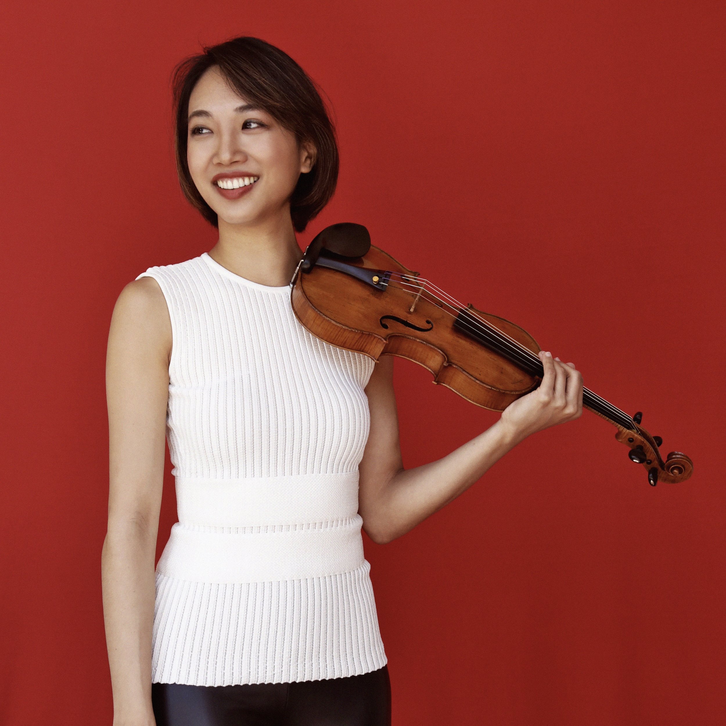 Nancy Zhou, violin