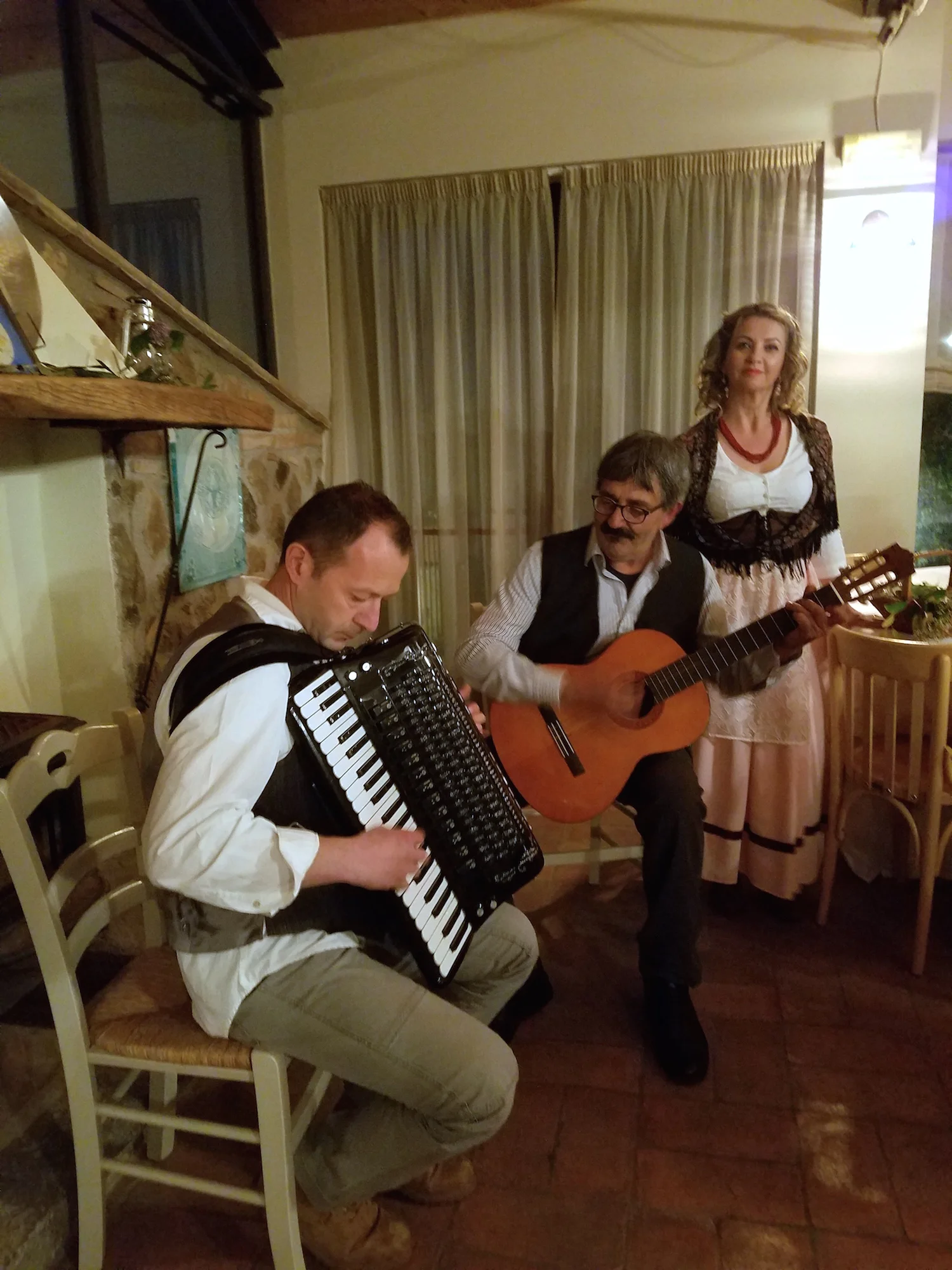 traditional-dance.jpg