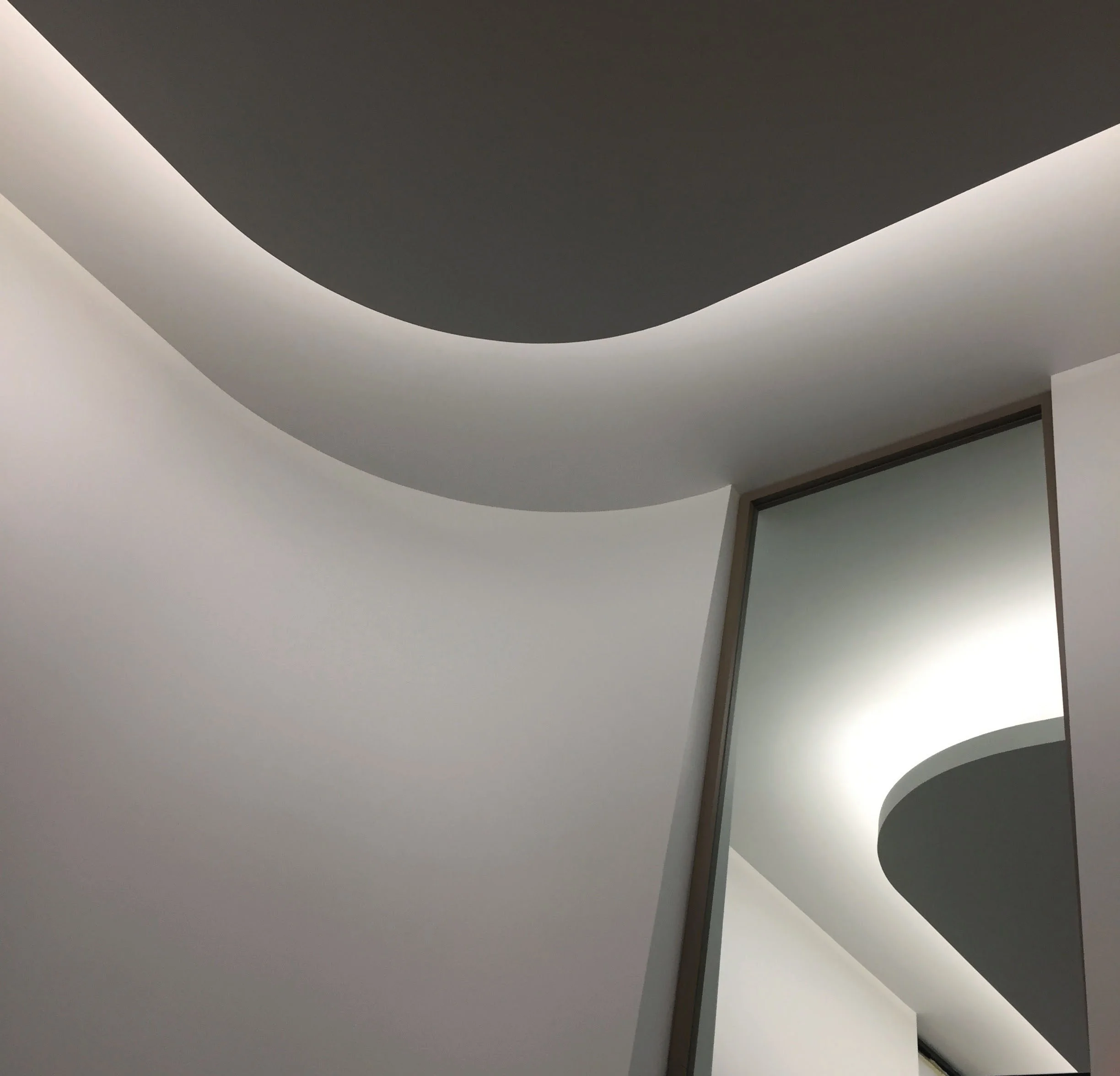  the yoga studio - mirrored transom + light cove 