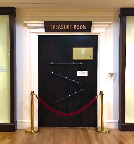 treasure_room.jpg
