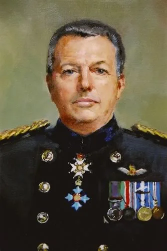 o_man_general01_p.jpg