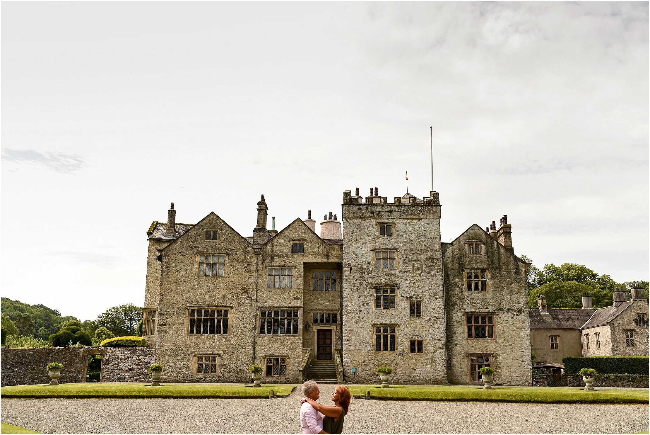levens-hall-pre-wedding-shoot - 02.jpg