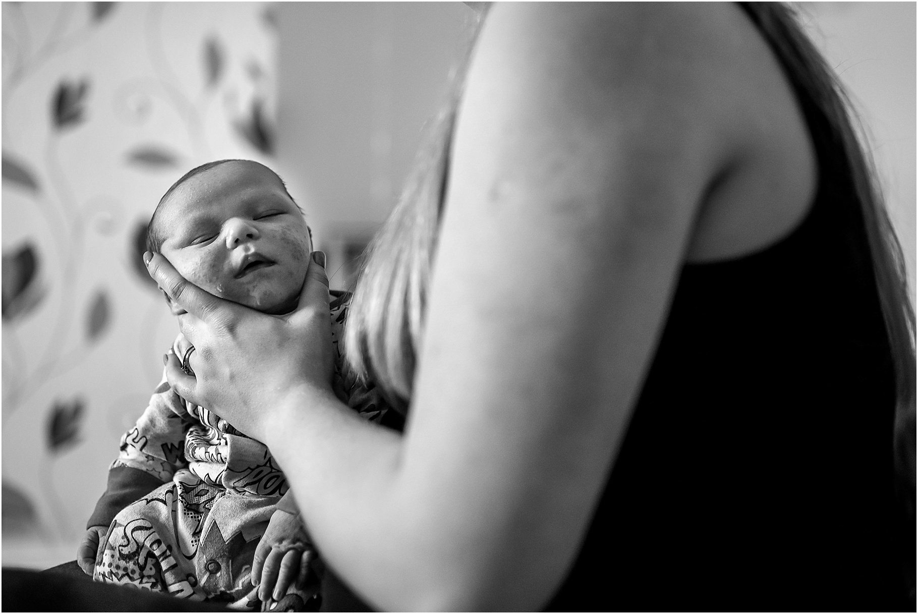 lancashire-family-portraits-documentary-newborn-09.jpg