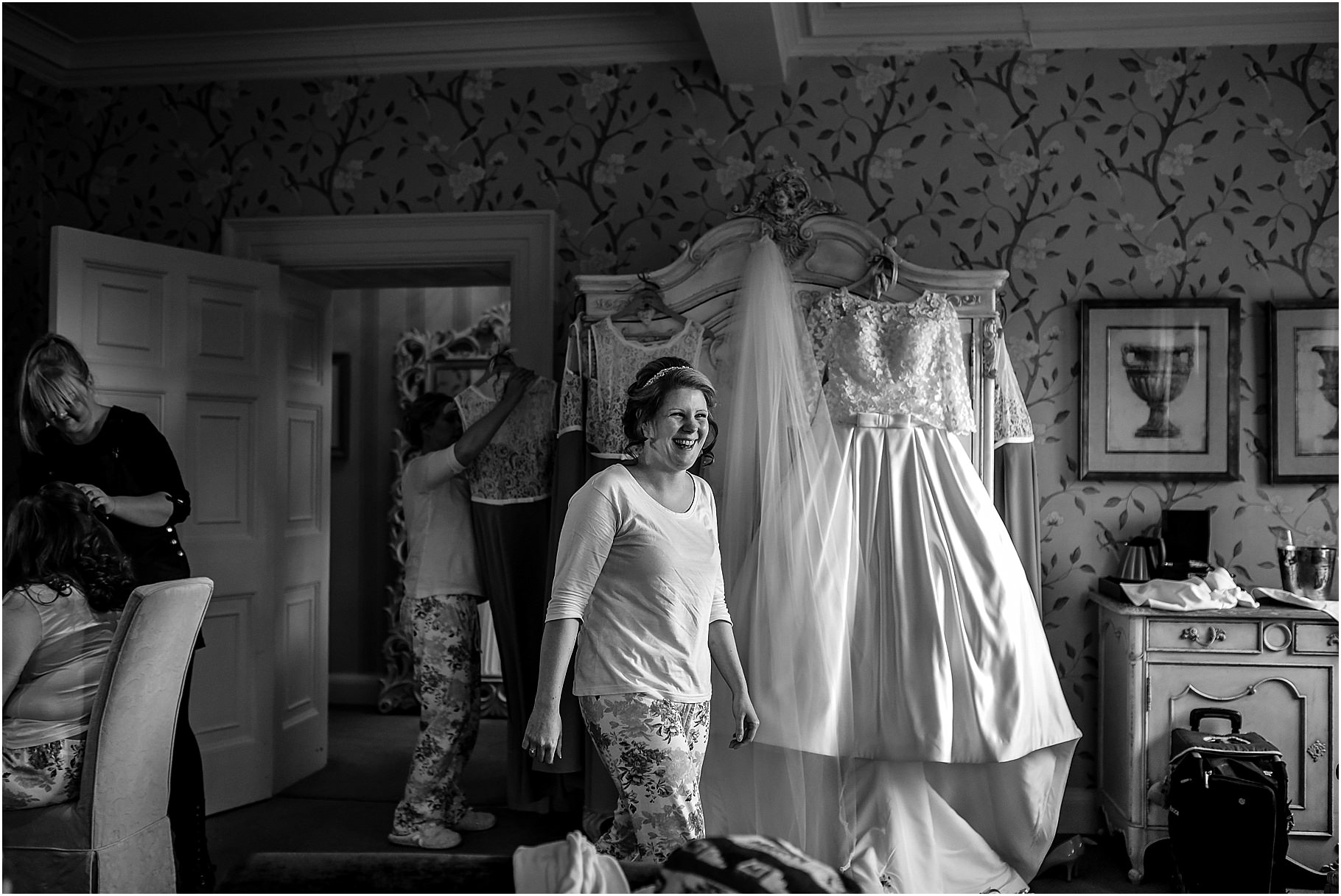 eaves-hall-wedding-photography-019.jpg