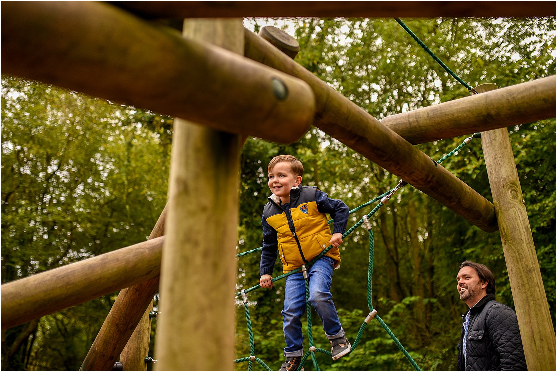 yarrow-valley-country-park-family-shoot - 14.jpg