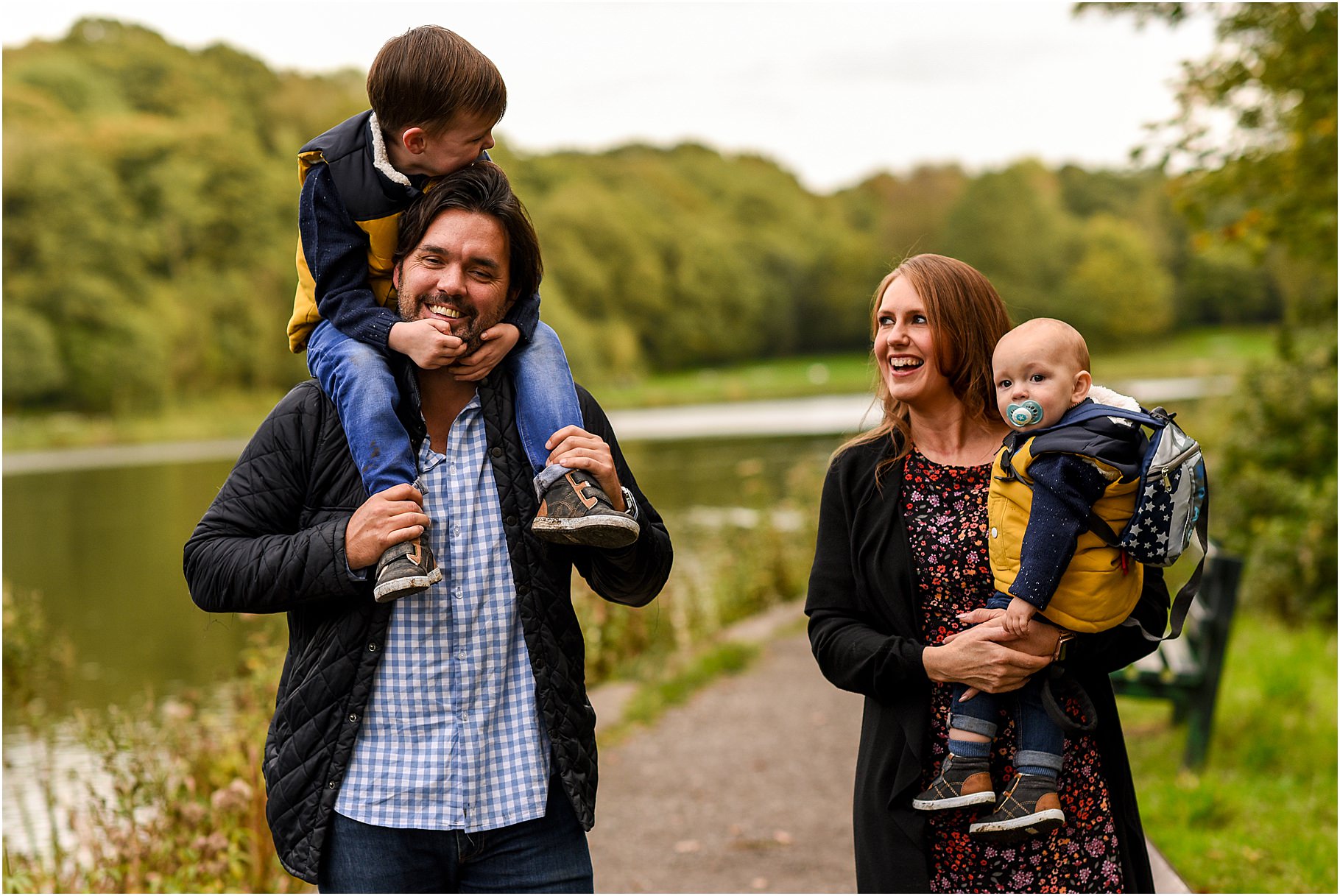 yarrow-valley-country-park-family-shoot - 33.jpg