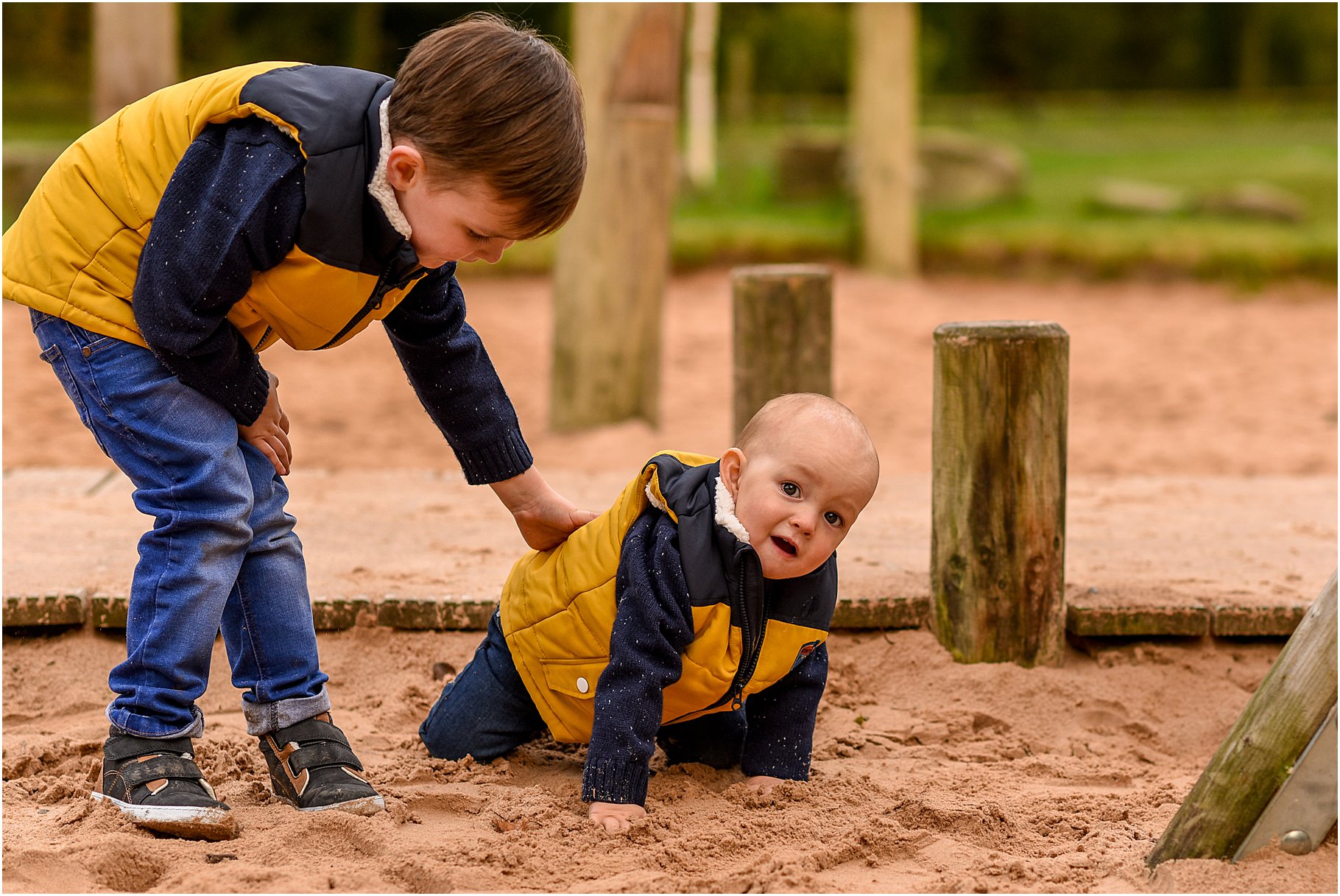 yarrow-valley-country-park-family-shoot - 36.jpg