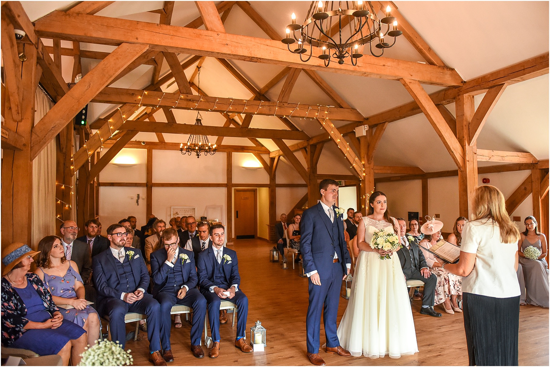 sandhole-oak-barn-wedding-photography-35.jpg