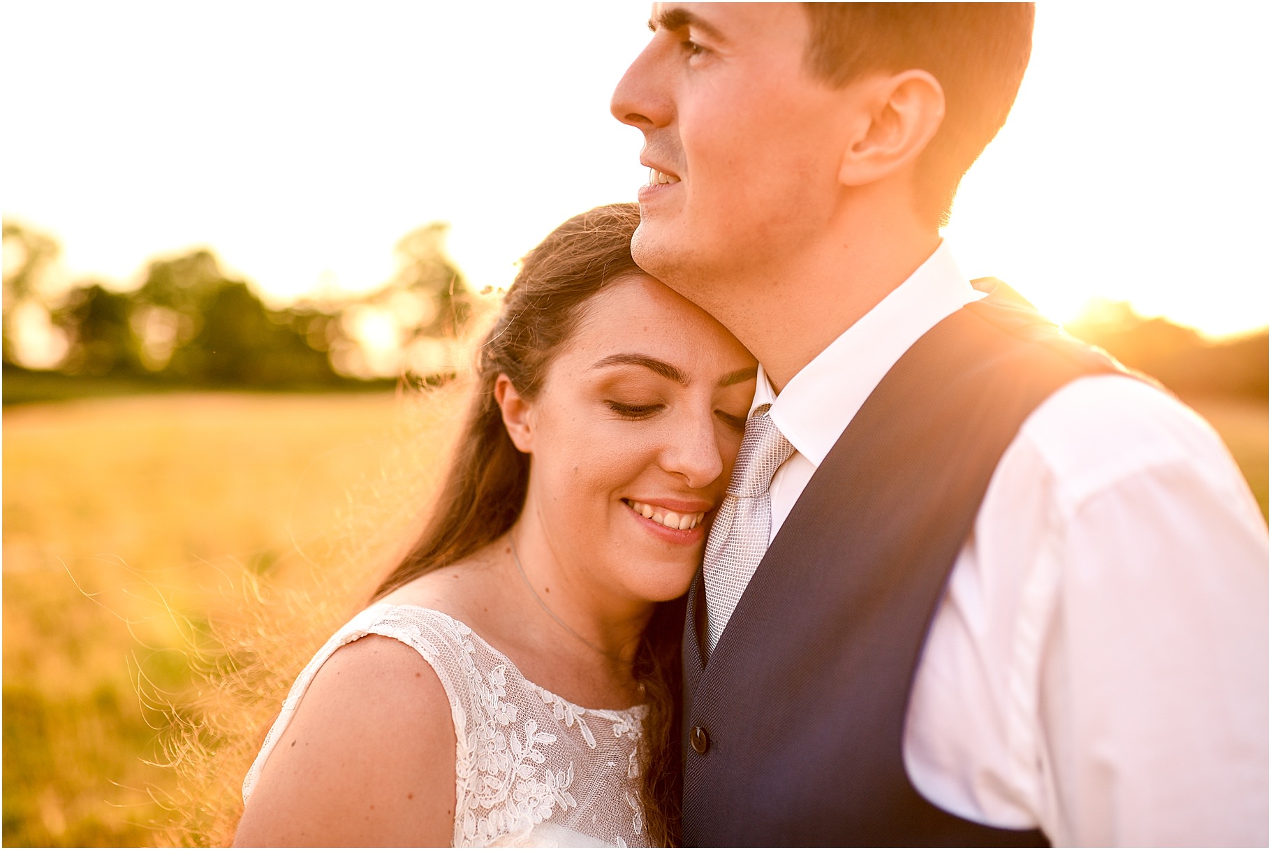 sandhole-oak-barn-wedding-photography-89.jpg