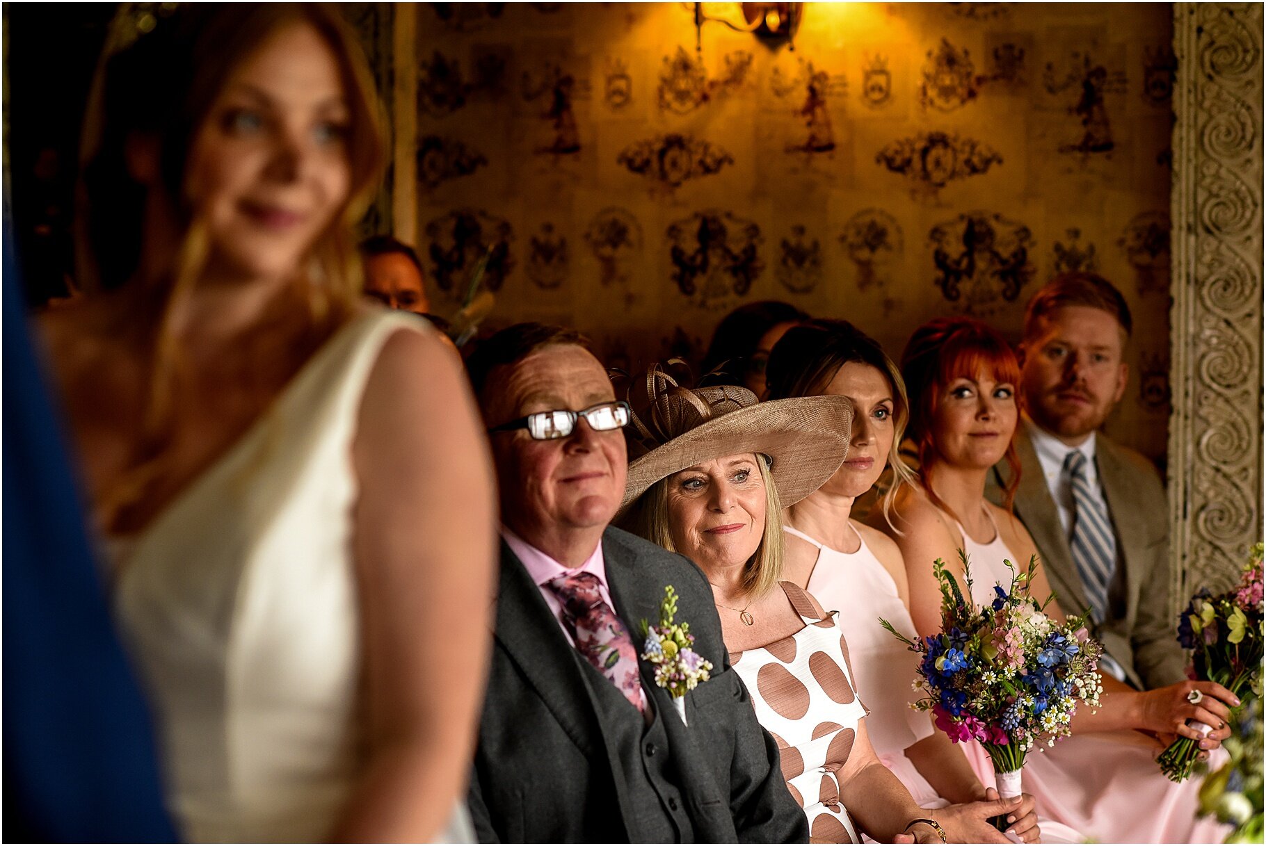 shireburn-arms-wedding-photography-36.jpg