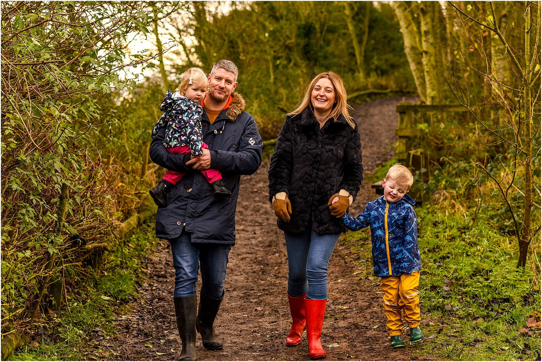 winter-family-shoot-lancashire - 33.jpg