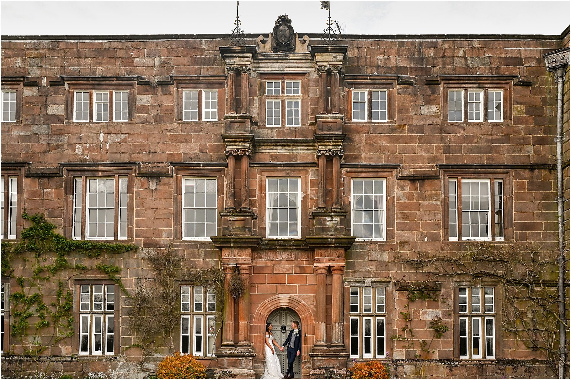 browsholme-hall-tithe-barn-wedding-photography-_0118.jpg