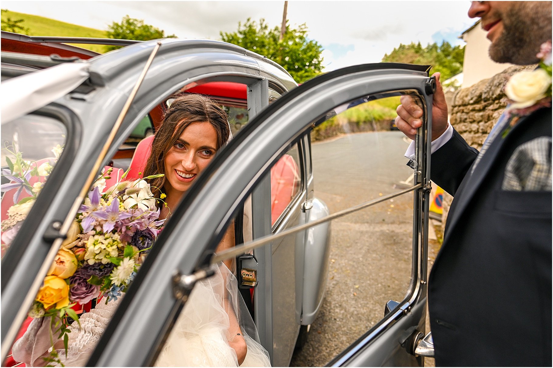 pendle-hill-tipi-wedding-_0029.jpg