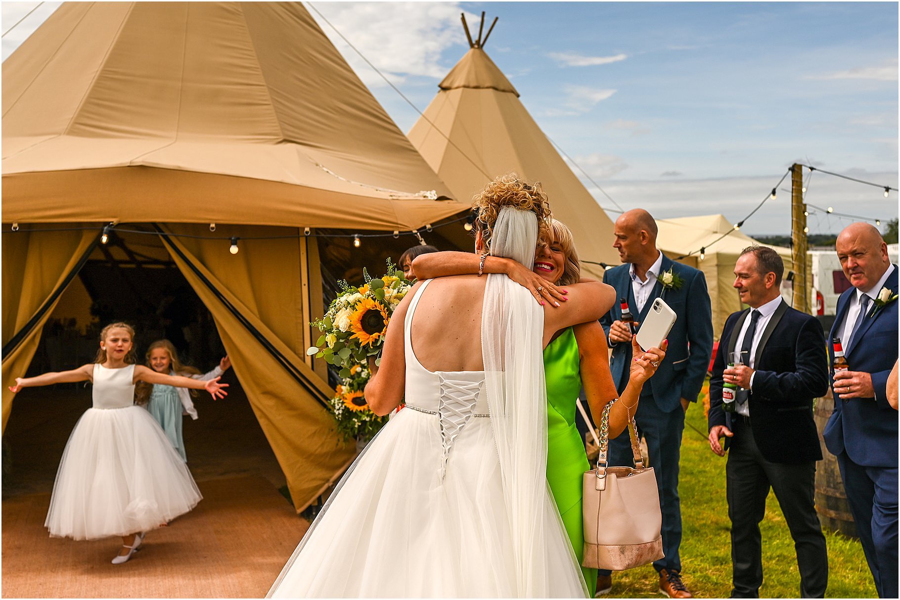 lancashire-tipi-wedding-_0051.jpg