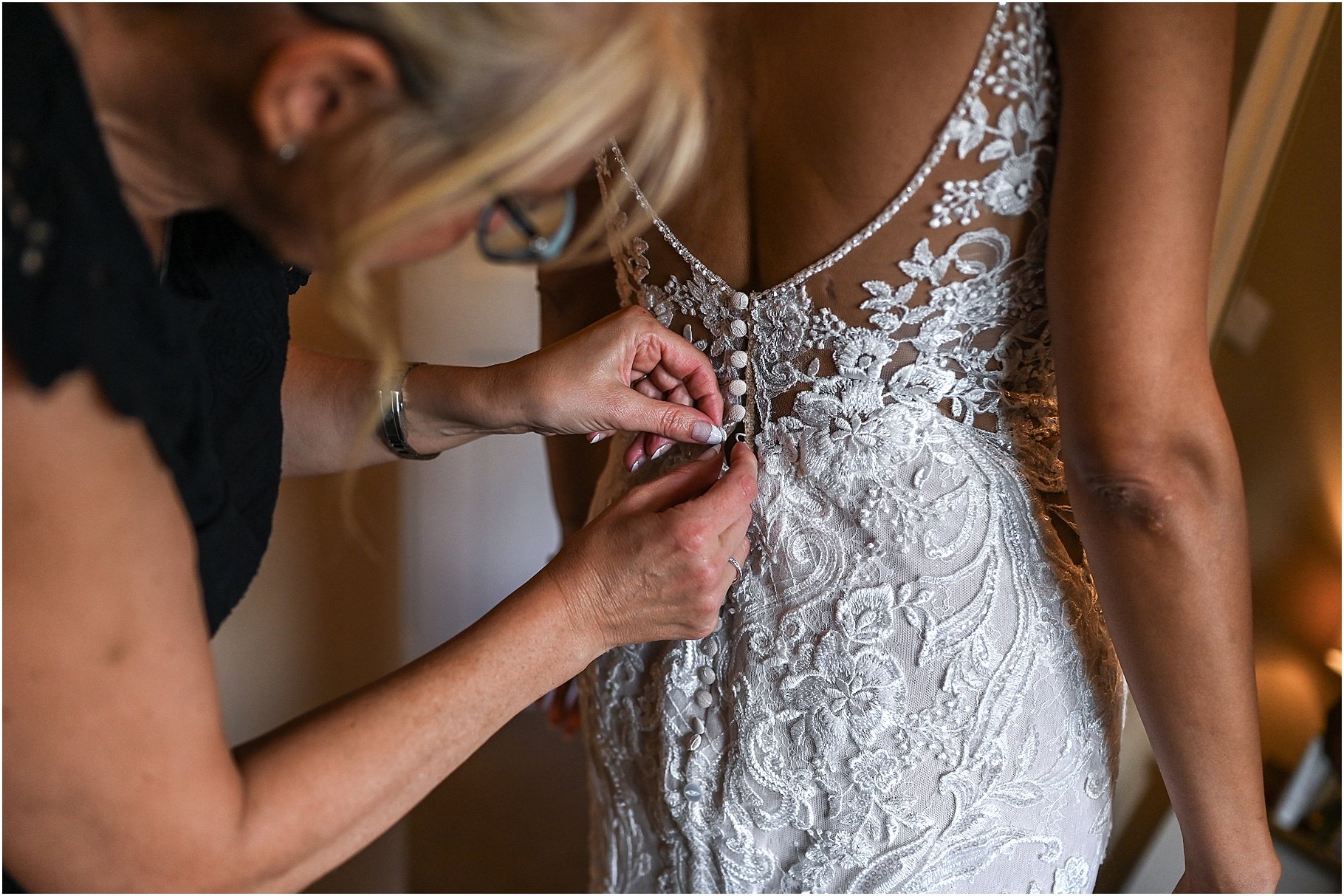 browsholme-hall-documentary-wedding-photography - 010.jpg