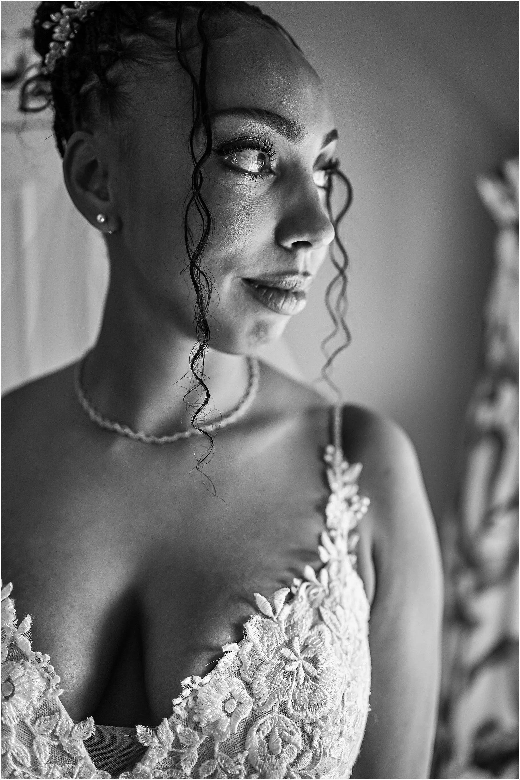 browsholme-hall-documentary-wedding-photography - 013.jpg