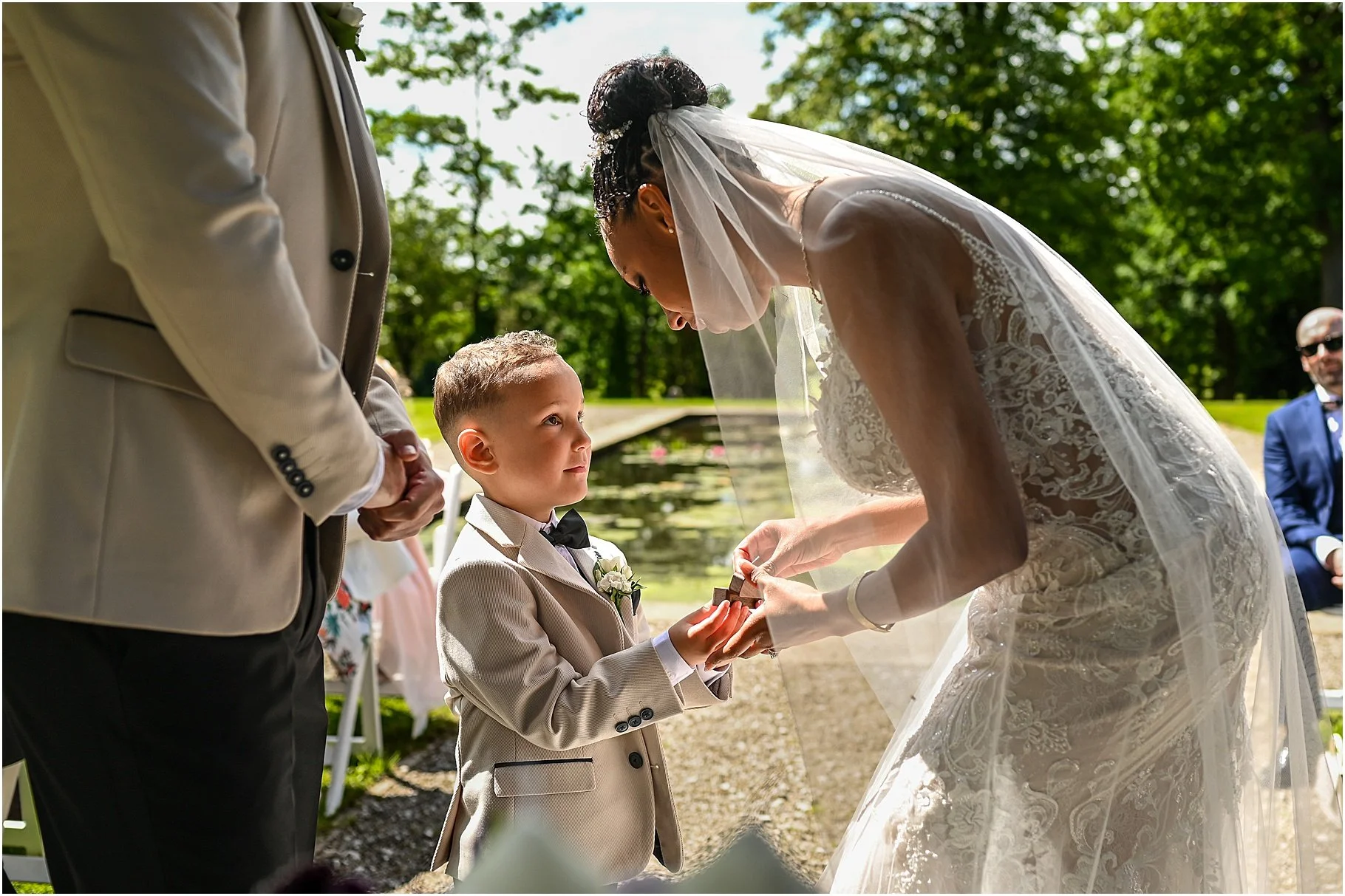 browsholme-hall-documentary-wedding-photography - 031.jpg