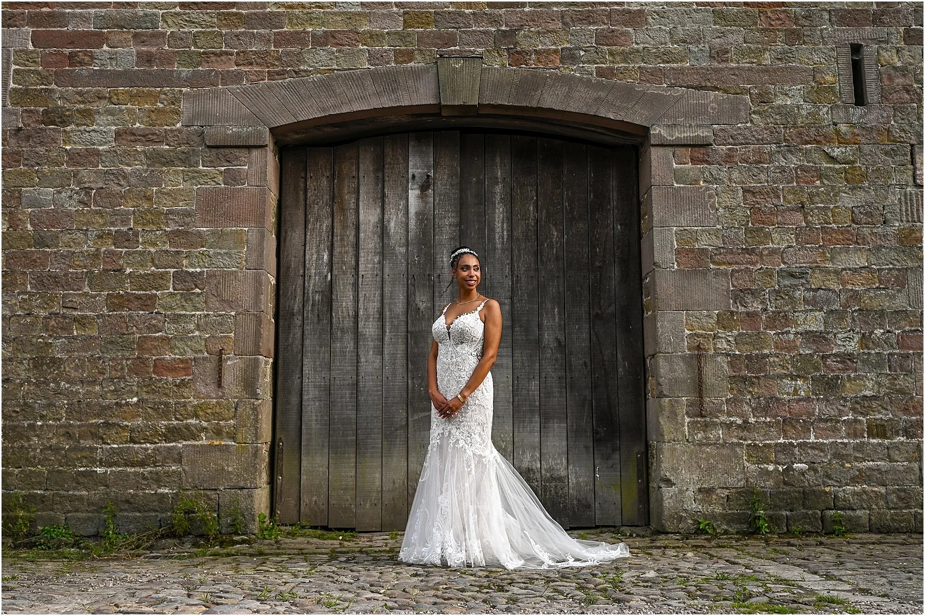 browsholme-hall-documentary-wedding-photography - 084.jpg