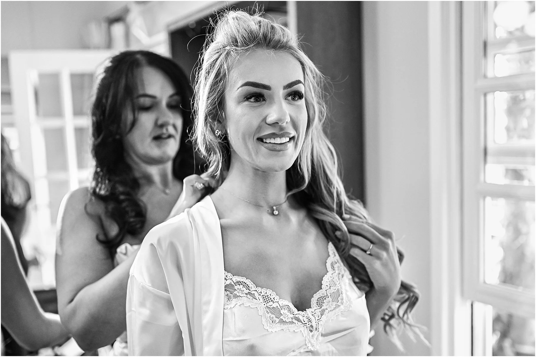 ribby-hall-lesbian-wedding_0014.jpg