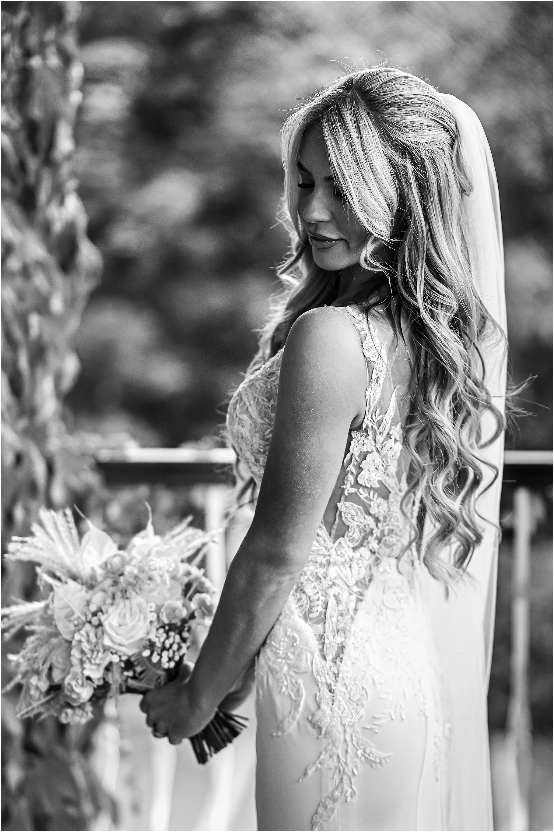 ribby-hall-lesbian-wedding_0023.jpg