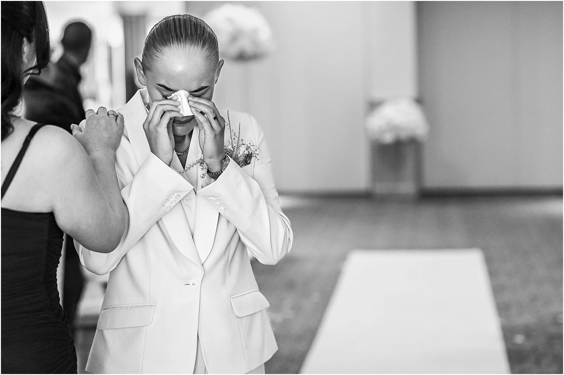 ribby-hall-lesbian-wedding_0028.jpg