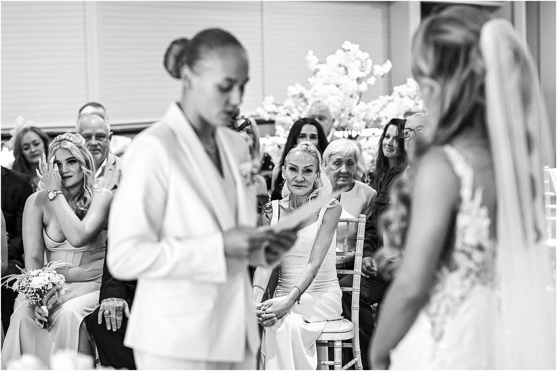 ribby-hall-lesbian-wedding_0033.jpg