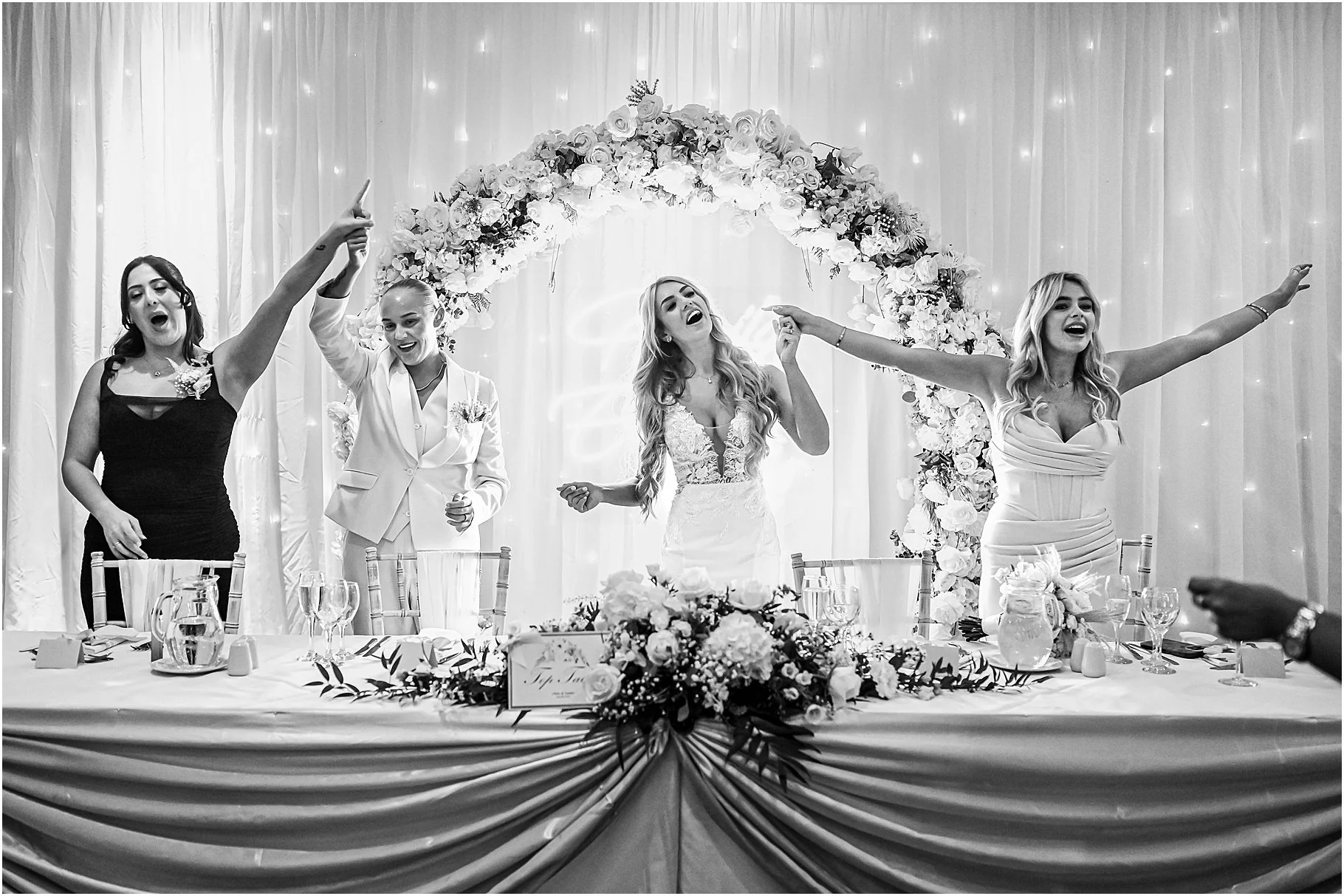 ribby-hall-lesbian-wedding_0058.jpg