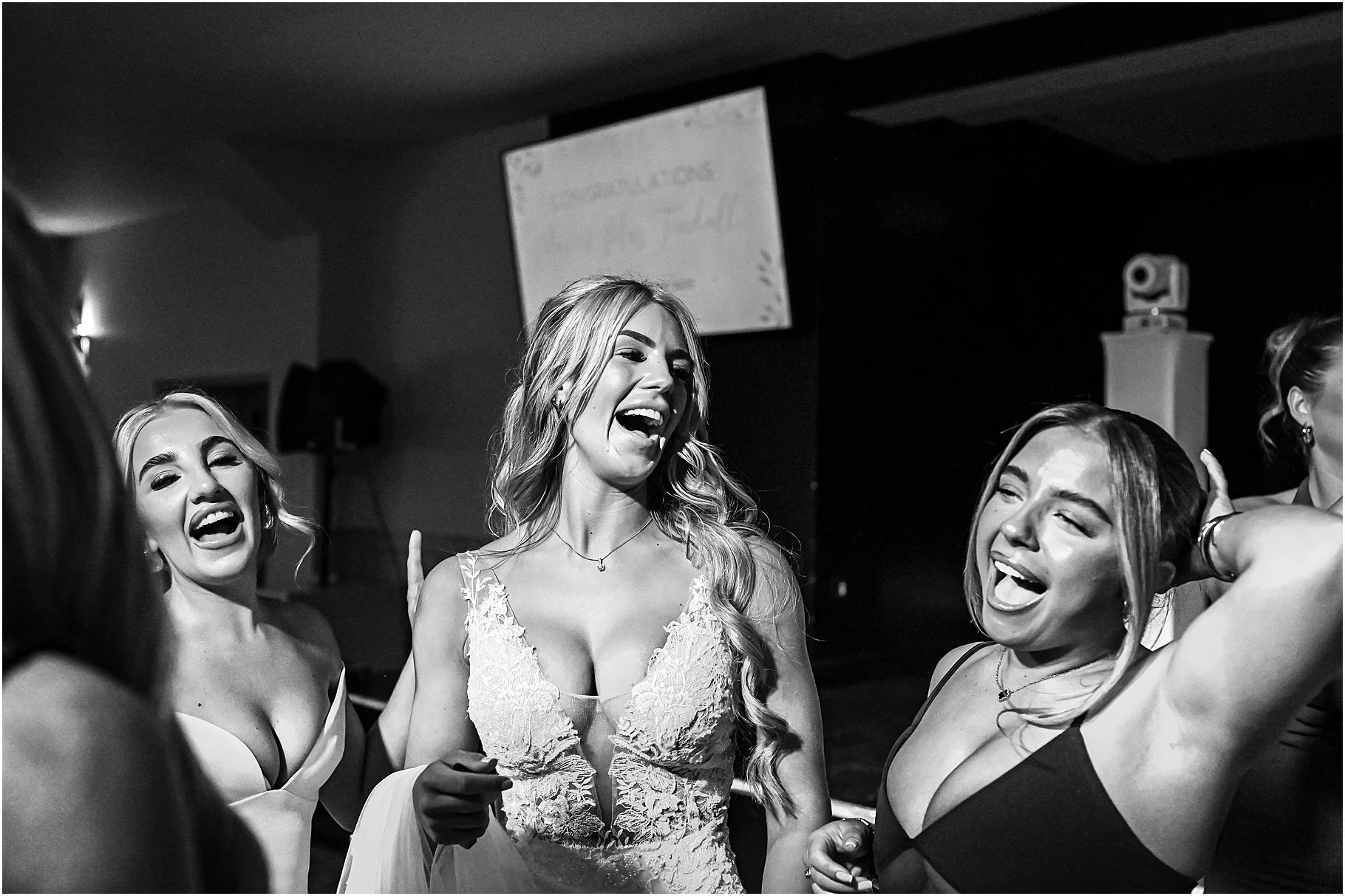ribby-hall-lesbian-wedding_0076.jpg