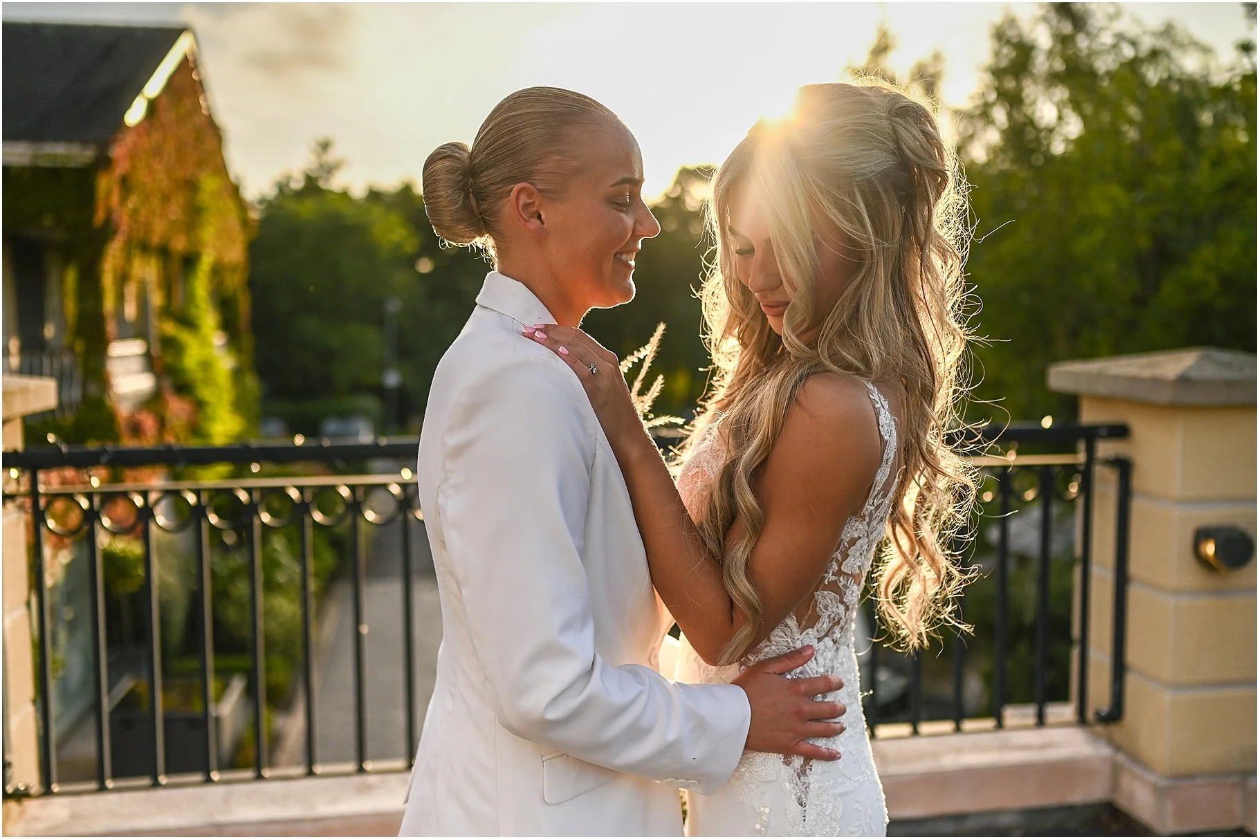 ribby-hall-lesbian-wedding_0083.jpg