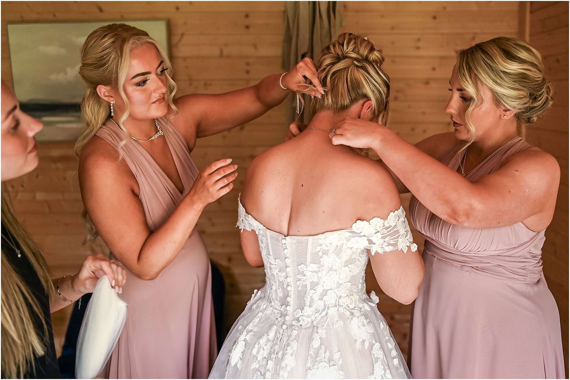 browsholme-hall-wedding-joe-alice-016.jpg