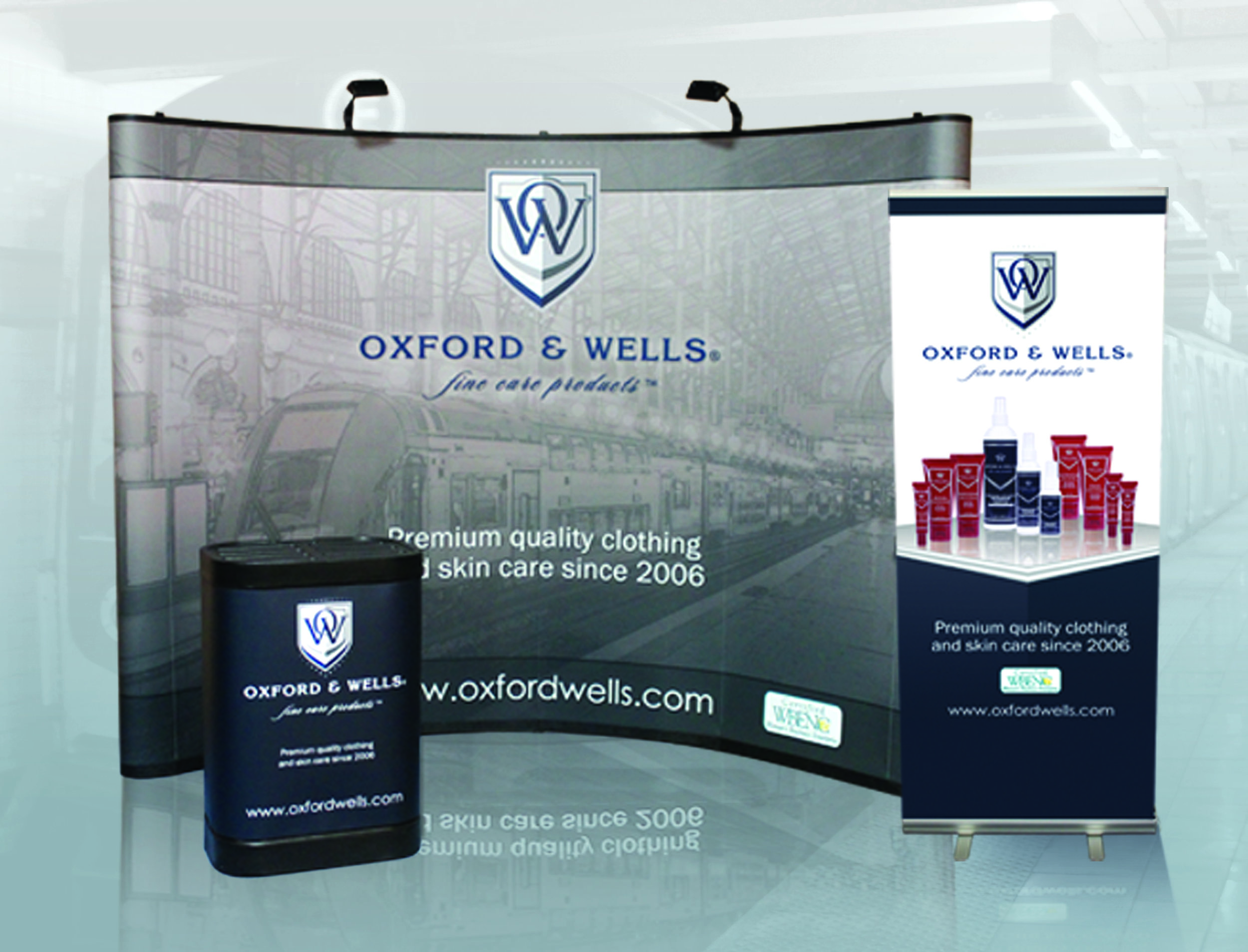 Pop Up and Bannerstand