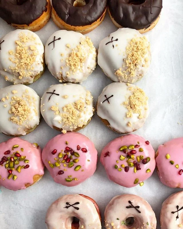 Cheers to 2019 being 2020&rsquo;s problem
| It&rsquo;s a year of indulgence on LOCAL &bull; dig in &bull; link in bio |
🍩 @the_lazyfoodie